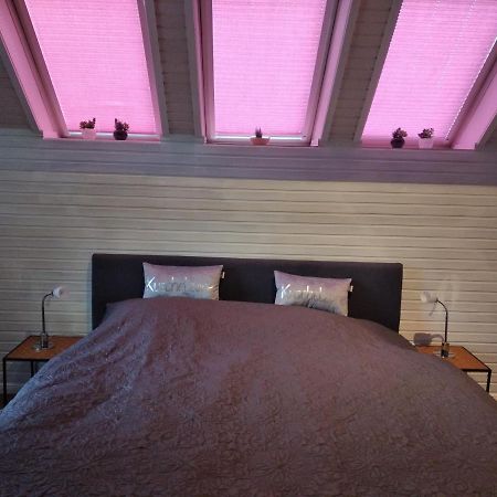 Ferienwohnung "Kunterbunt" Mit Burgblick Und Dachterrasse Monschau Exteriör bild