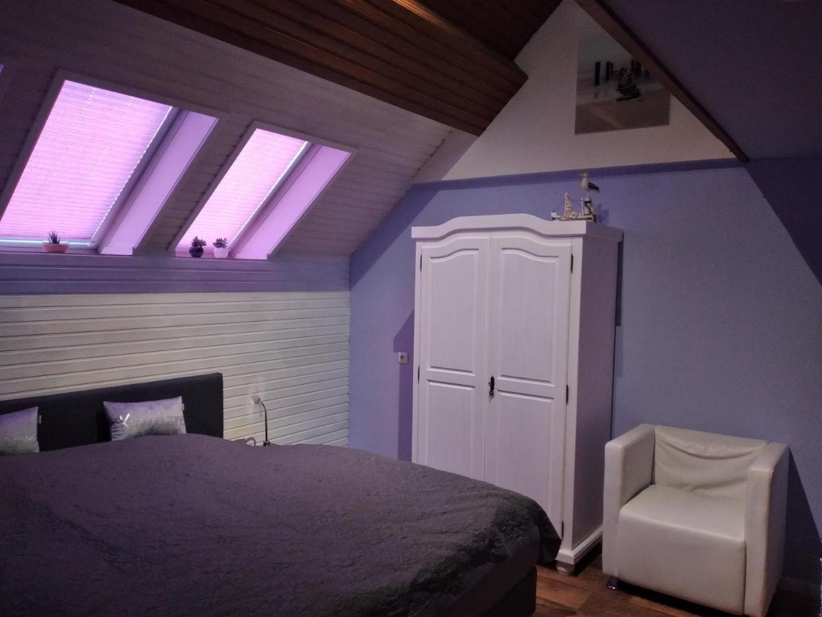 Ferienwohnung "Kunterbunt" Mit Burgblick Und Dachterrasse Monschau Exteriör bild